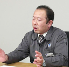 製造部 製造2課 課長　山下 大輔 氏