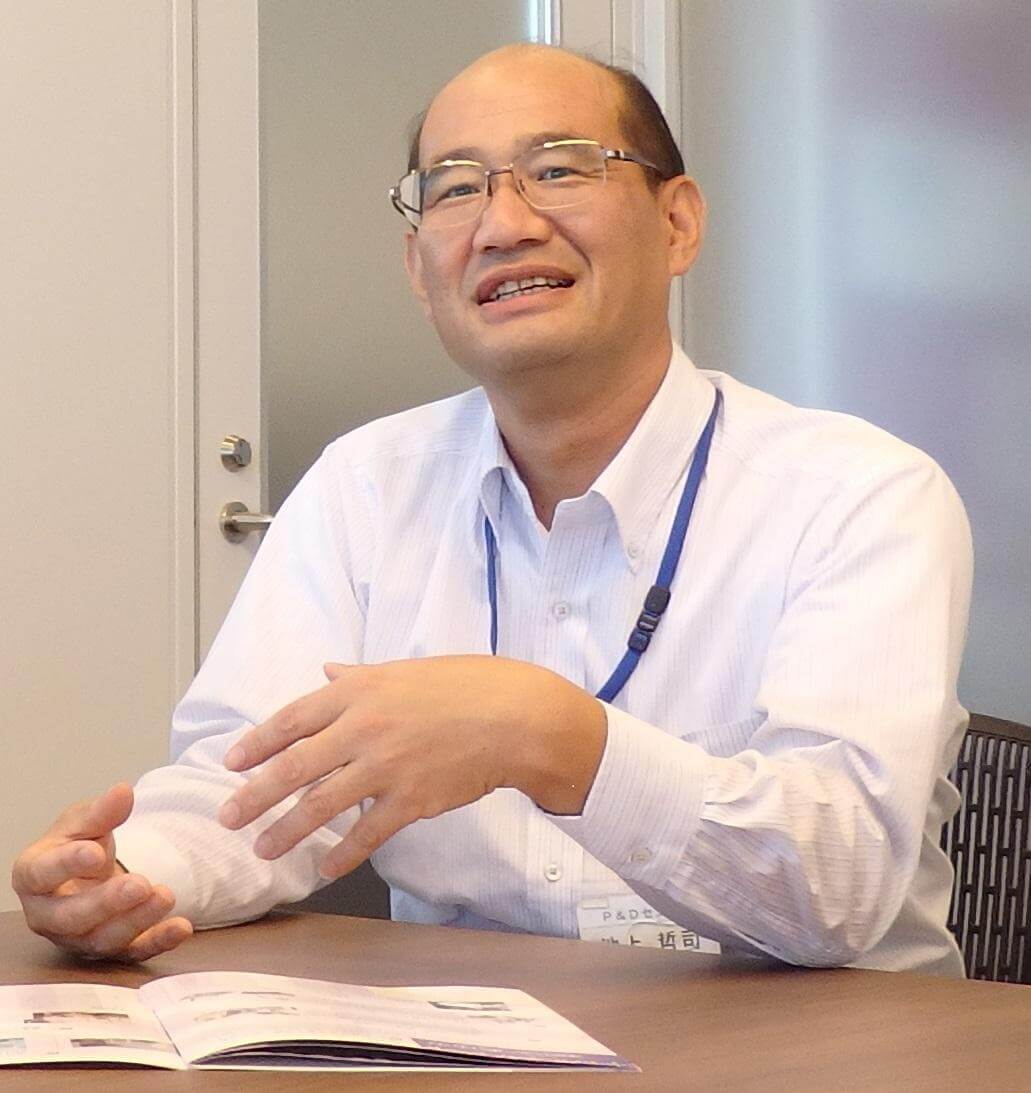 理想科学工業株式会社様_インタビューの様子１